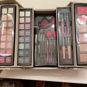 ULTA Beauty Glam & Glow 53 Collection